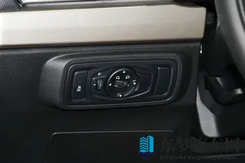 多人口家庭买车看这款,20T+8AT,终身质保,全家出行有它就够了-2