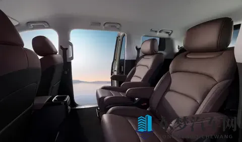 五菱星光730，能重塑，国民MPV市场格局吗。-2