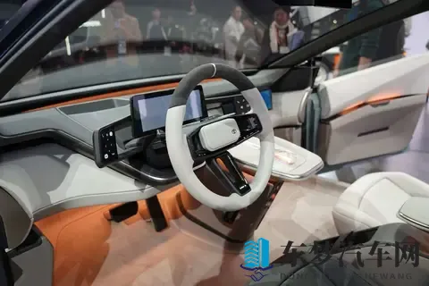 触屏可滑移、配燃油+插混动力可选，全新一代卡罗拉有哪些看点？-2