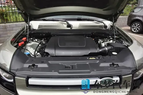 2025款路虎卫士购车手册：配置差异与选买建议-2