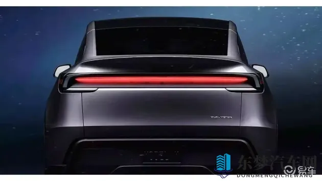 我半夜摸妺妺的奶c了她软：汽车夜间触感实验：科技突破引领未来出行