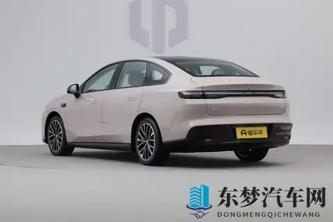 续航不虚标，配置丰富，零跑B01到底怎么样？-2