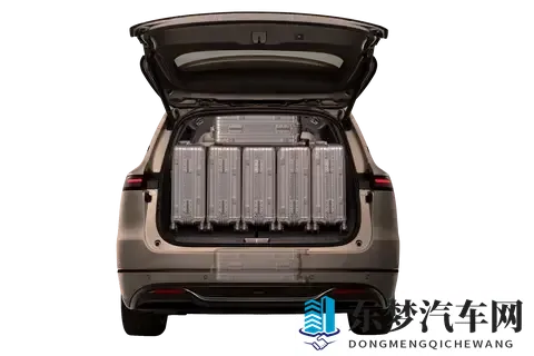 深蓝S09与理想L9对比分析，谁更适合追求性价比的家庭用户？-1