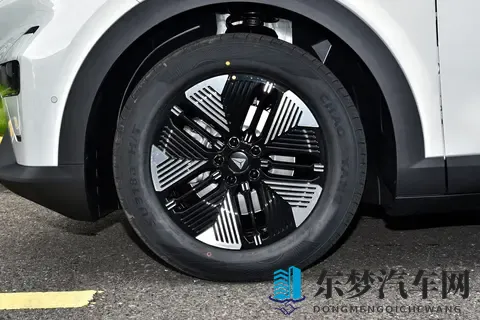 长安又添“新丁”，仅1499万，续航620km，轴距达到2米88-3