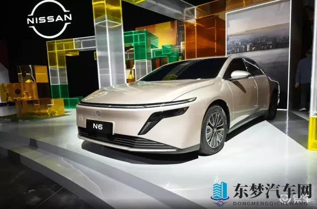 蓬莱仙岛山之花样年华：智能SUV，开启心灵旅行新篇章-1