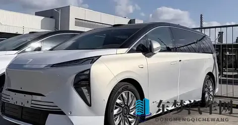 尺寸超腾势D9，插混纯电任选，别克至境世家实车现身街头-2