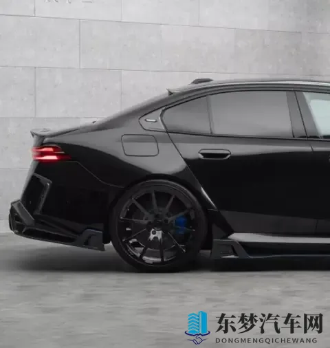 碳纤维外观+838匹马力！全新宝马M5 by Mansory亮相-2