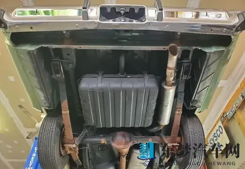 克莱斯勒Newpor停了四十八年卖一万多美元 开不开反而纠结成了大事-1