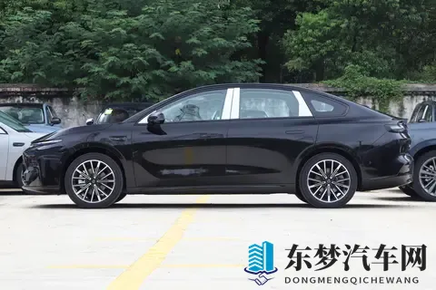 929万起技术盛宴第五代瑞虎8让燃油家庭SUV告别妥协-1