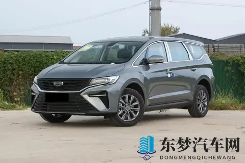 五菱星光730，11月上市！738万起带侧滑门，传祺M6慌吗？-1