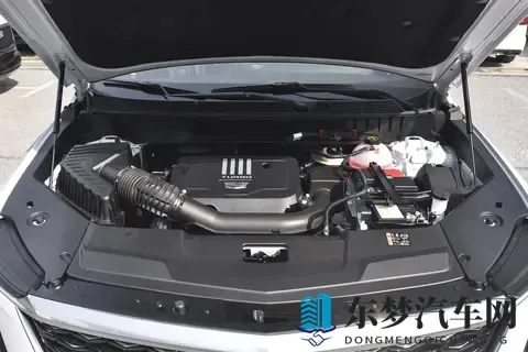 凯迪拉克XT5:33寸大屏与蜂鸟底盘,能否撼动豪华SUV市场?-3