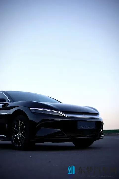 电车再火，我仍选油车”——老修理工的实在话，藏着对实用的坚守