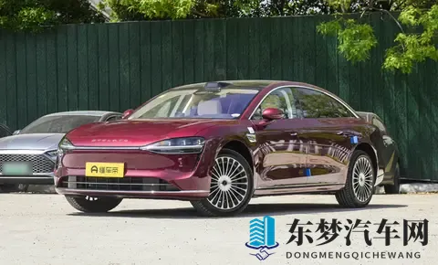 新车｜11月上市，新款享界S9官图发布，全新车标外观设计调整-3