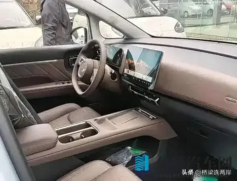 五菱新车8万起?硬派设计挑战混动市场-2