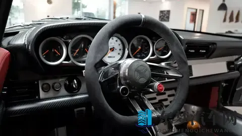 保时捷官方都没有承诺的质保范围，这家“小作坊”可以-3