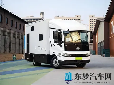 增程式房车来袭，售价3198万起，长安峰景“征程者Pro”值得选吗-1