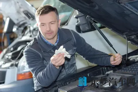 全合成机油真的能开12000KM吗？记住这个标准，及时保养发动机-3