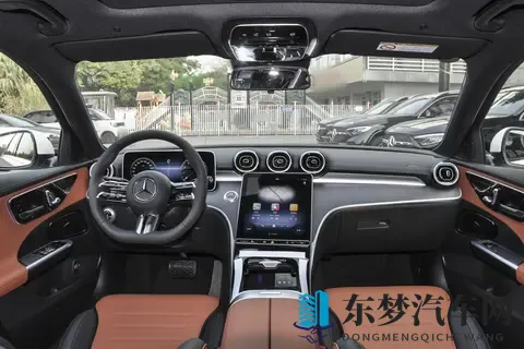 从选装配置看 2025 款奔驰 C 级 各版本选购思路