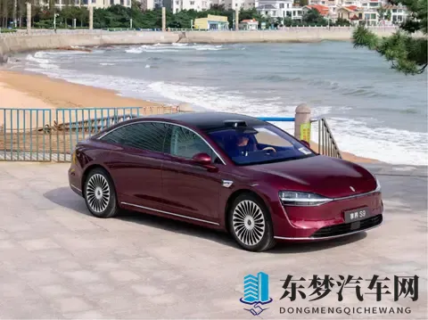 即将开启预订11月上市，新款享界S9最新官图发布，星云尾灯