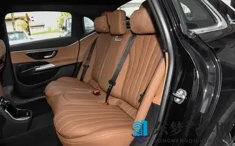 销量飙升！奔驰E级月销13,103台，大降价效果显著-3