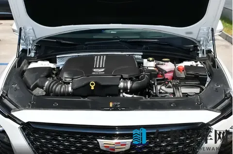 都市轻奢新风尚?颜值之下,凯迪拉克GT4实力如何?-2