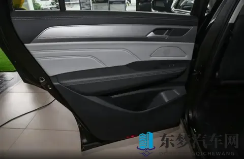 合资大五座SUV直降5万，后排空间比肩商务车，大众揽巡选购指南