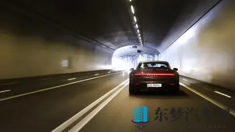 保时捷申请“隧道模式”专利 可一键切换激情_静谧模式-3