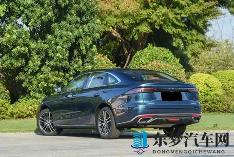 第5代吉利帝豪将于11月5日预售,新增15T发动机,预计上市即交付-2