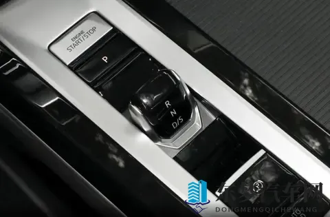 合资大五座SUV直降5万，后排空间比肩商务车，大众揽巡选购指南-2