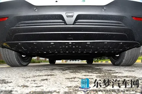 均衡实力派！深蓝S05 620Ultra纯电版：大空间+长续航，真香！-1