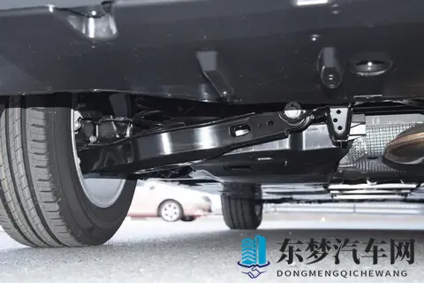 丰田卡罗拉燃油版选购指南：15L与12T怎么选？-1