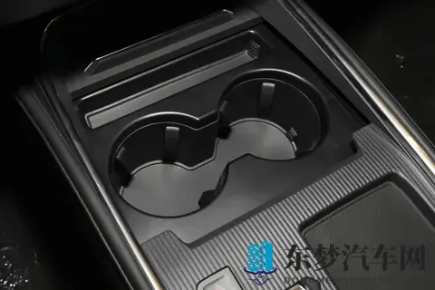 蒙迪欧 EcoBoost 245 豪华型：20T + 8AT，B级车动力之选的实用答案-3