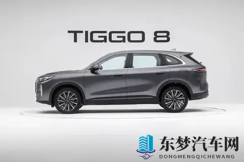 七年五代！这款中型SUV换了两种前脸两种内饰