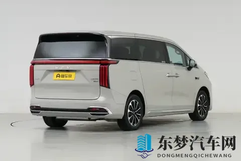 28 万的家庭 MPV，开上一个月，我发现真的不需要再加预算了！-3
