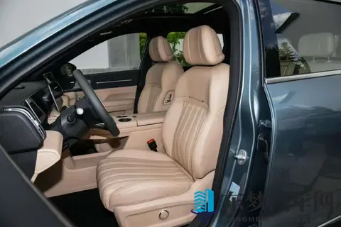 奇瑞又上新了！这款7座SUV，空间大，配置高，家用很合适-2