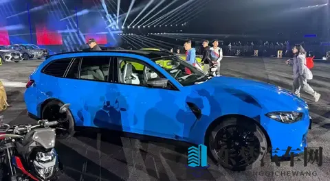 售价9439万元 宝马M3旅行版正式上市 买三厢还是买旅行？-2