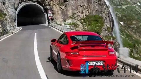 保时捷申请“隧道模式”专利 可一键切换激情_静谧模式-2