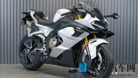 新车上市！春风750SR–S售价44980元，国产四缸来了！-1