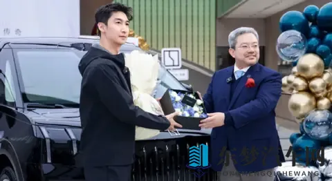 不卷性能卷配置，极氪全系配137项配置，销量背后利润压力藏不住-2