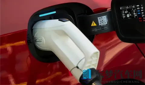 成人黄色软件：驾驶安全,这些隐形风险你了解吗-2