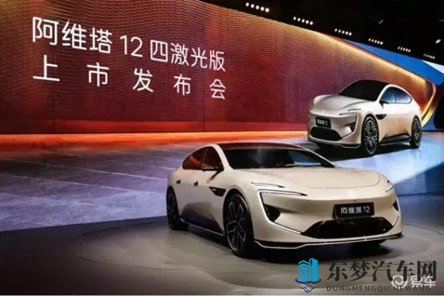 闺蜜扒开我的腿用毛笔折磨我：宝马X5 SUV：奢华创新，汽车界新宠-1