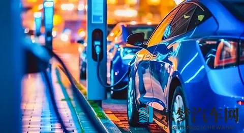 同车不同命！新能源车险为何成为“甜蜜负担”？-3