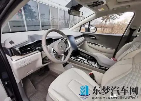 黄色软件app免费下载：汽车生活新篇章：免费应用助你驾驭未来-2