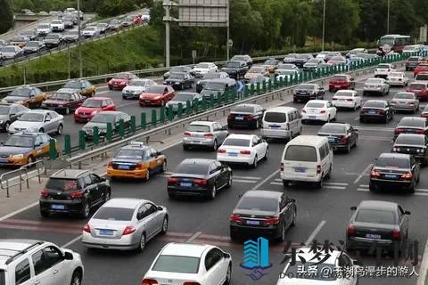 别等底盘锈穿才后悔！3种情况必须喷护甲，避坑技巧直接抄作业-2