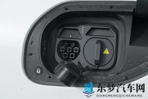 阿维塔06 Elite版上市 增程_纯电双动力 标配激光雷达-2