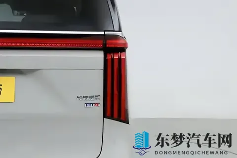 四驱+激光雷达，这台国产MPV真有点狠！-1