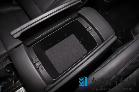 2026 帕里斯帝尊贵版：25T 混动赋能豪华出行-1