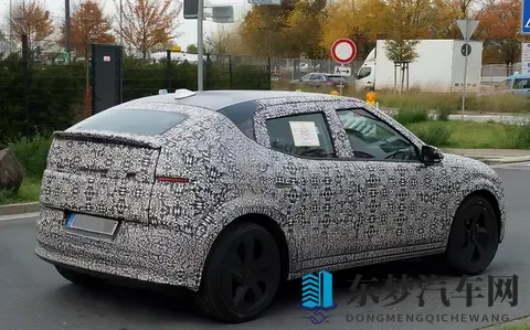 现代Ioniq 3 谍照曝光！最小纯电SUV来了，网友：不如国产新势力-3