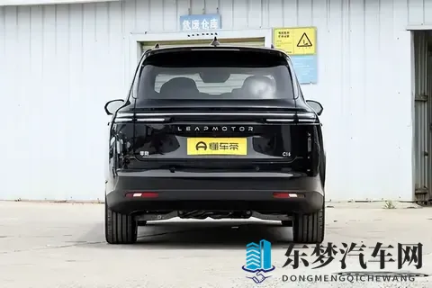 15万出头还能拿六座SUV优惠？看完这台十月权益不纠结了-3