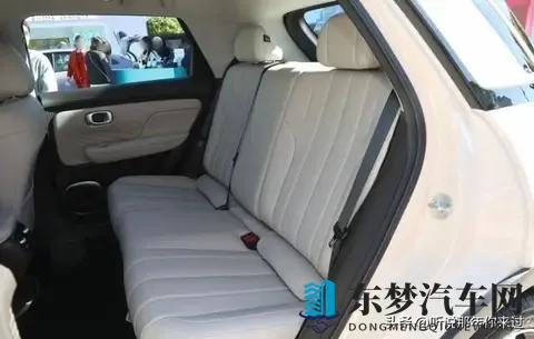 51国产偷自视频区视频：国产汽车崛起，科技配置引关注